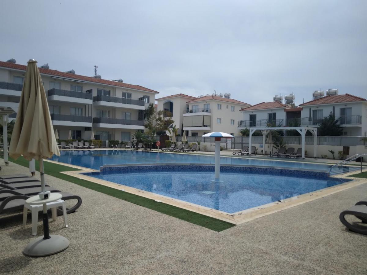 Apartamento Sweet Retreat Paralimni Exterior foto